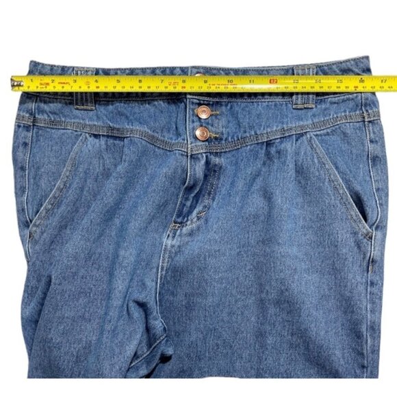 Vintage FOREVER 21 Yoked Mom Jeans Cropped Size 31W Tapered 3 Button 80's-90's - Picture 13 of 16